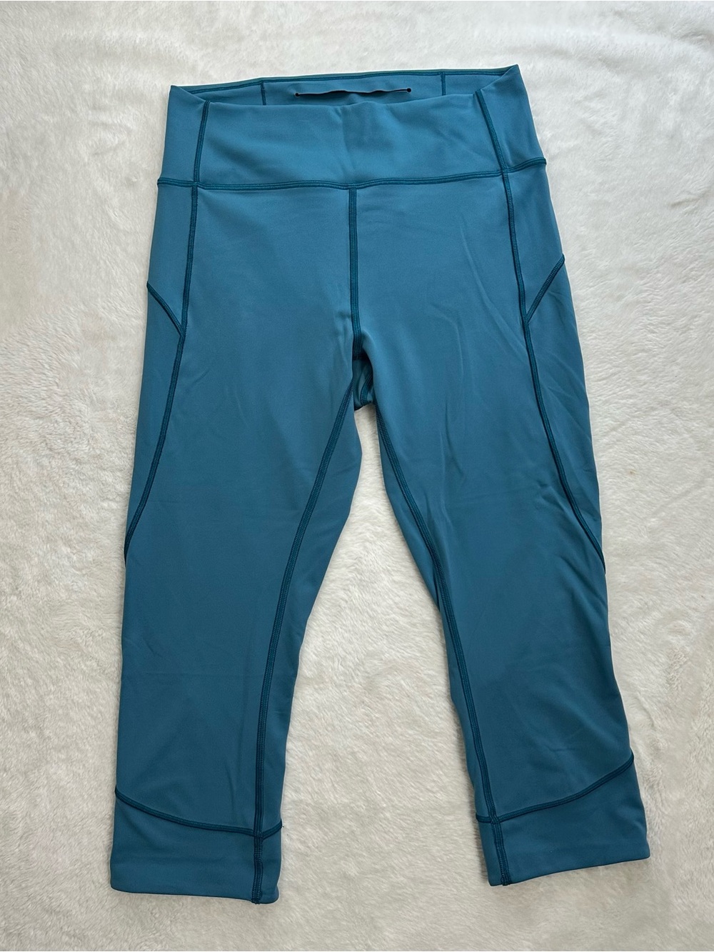 Lululemon In Movement Crop 19" Everlux Pacific Teal Size 8